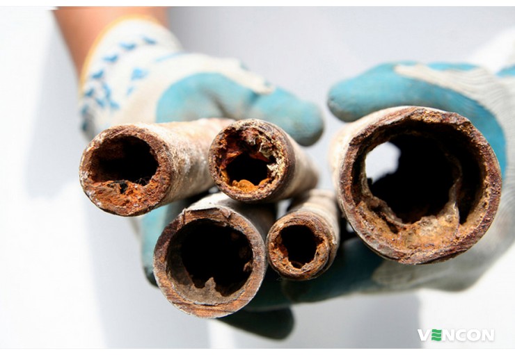 Особой угрозы для здоровья растворенное железо не представляет