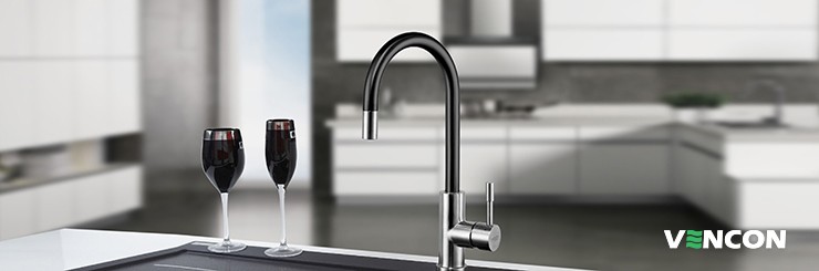 Смесители удобны в управлении благодаря гладкости деталей