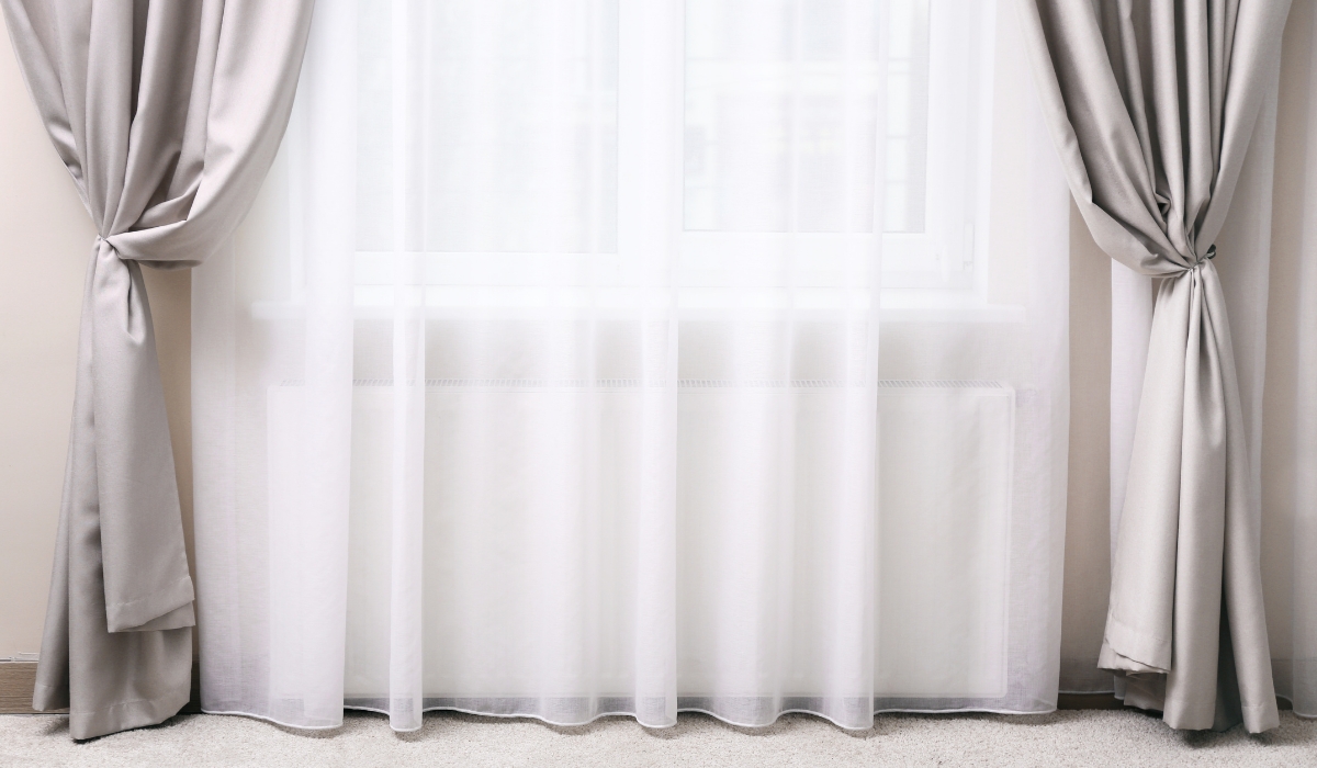 Фізичні та теплові завіси: простий та ефективний спосіб зменшити тепловтрати через вікна