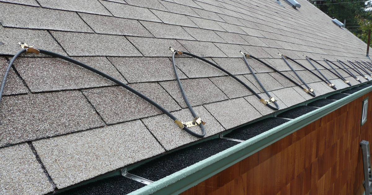 Все про обігрів покрівлі та водостоків