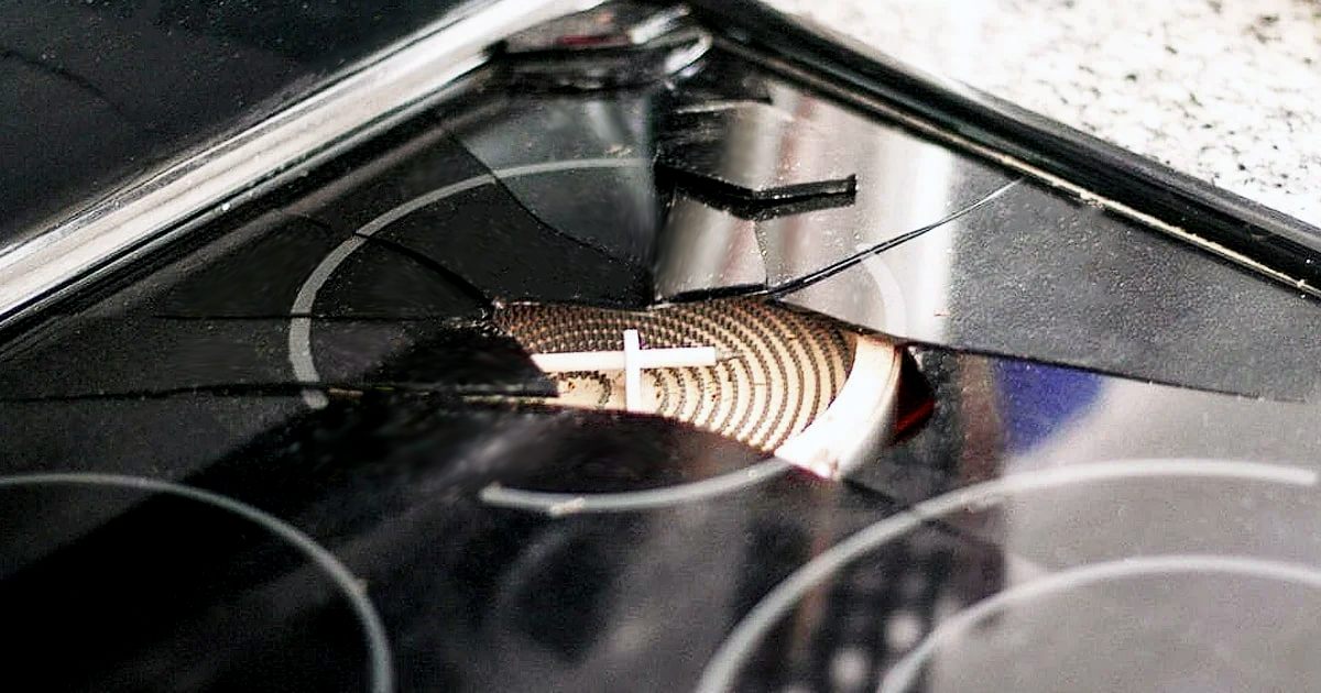 Что делать, если треснуло стекло на варочной панели