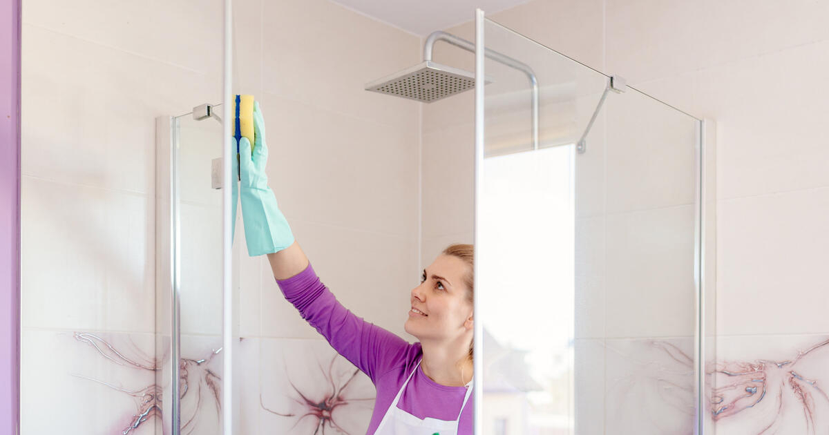 Як відмити душову кабіну