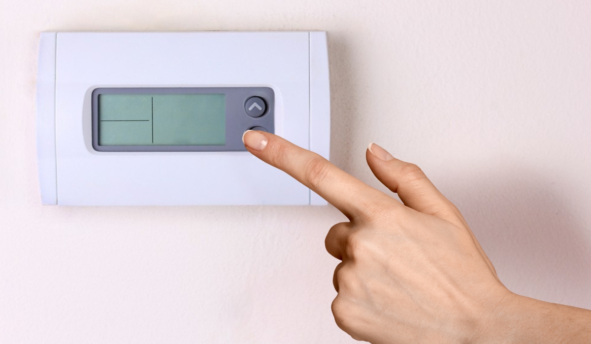 Що може бути причиною того, що терморегулятор не вмикається?