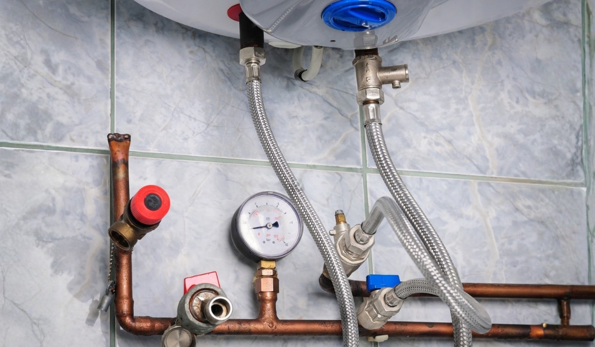 Какие звуки может издавать бойлер из-за давления в трубах?