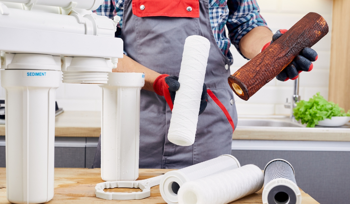 Регулирование сухого остатка воды с помощью обратного осмоса: регулярное обслуживание системы как гарантия безопасности воды